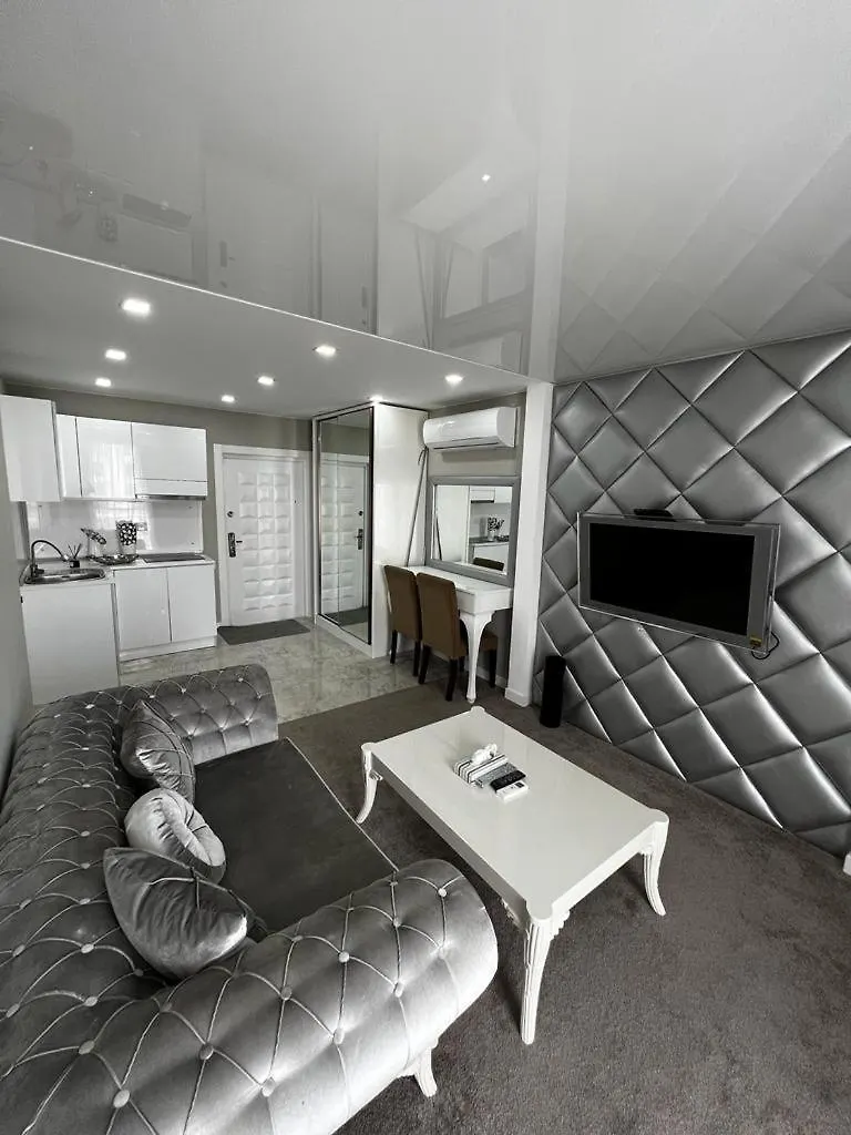 Sea Breeze Baku Apartment