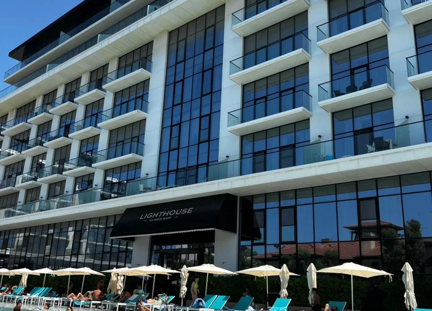 Sea Breeze Baku Apartment